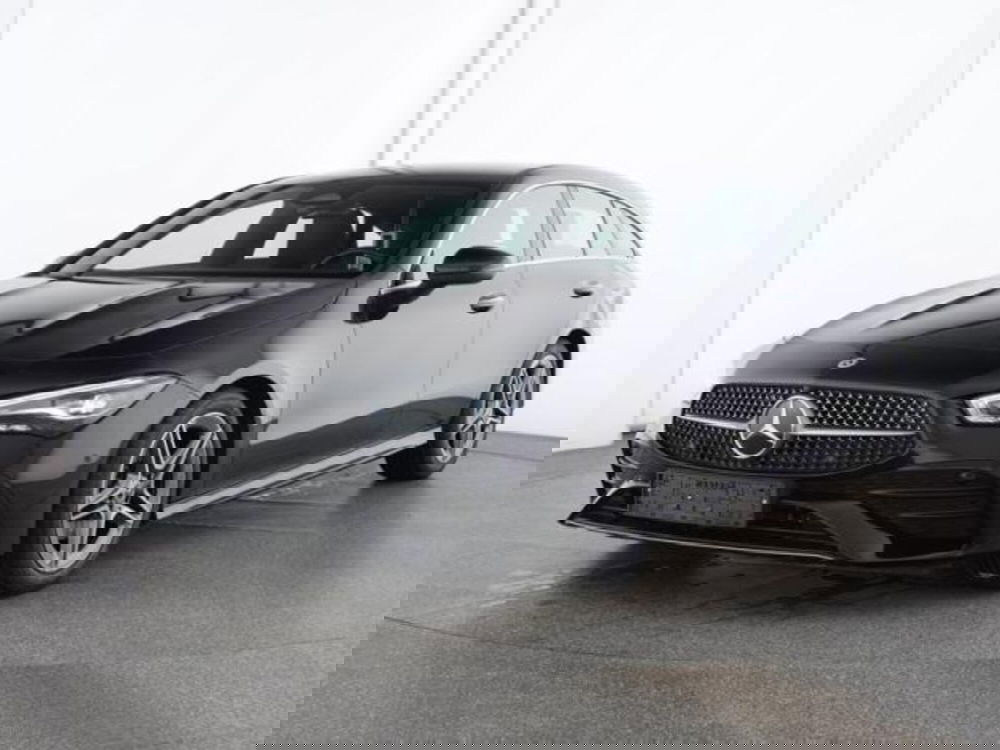 Mercedes-Benz CLA Shooting Brake usata a Milano