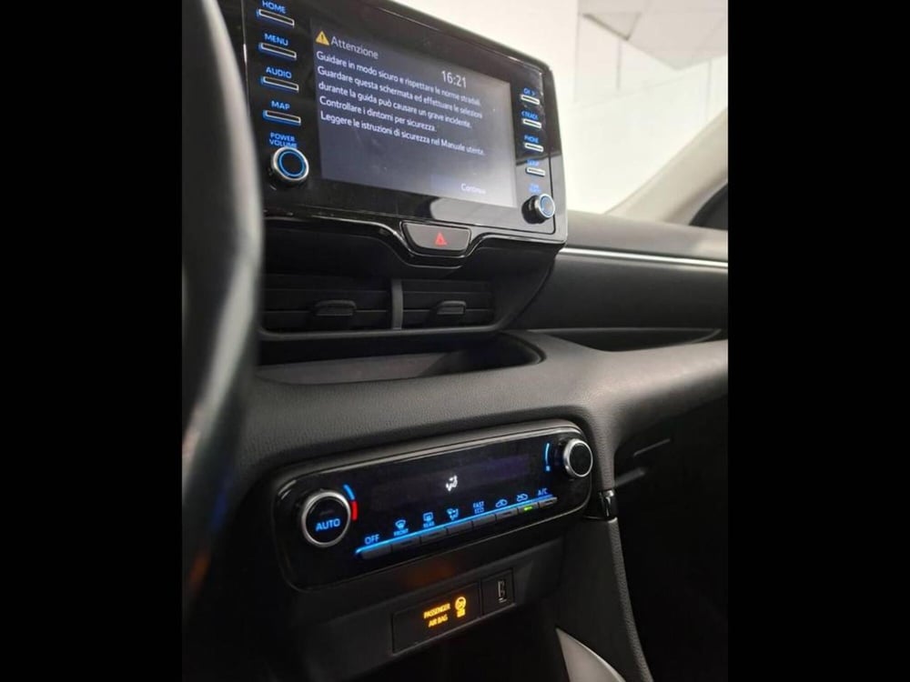 Toyota Yaris Cross usata a Torino (9)