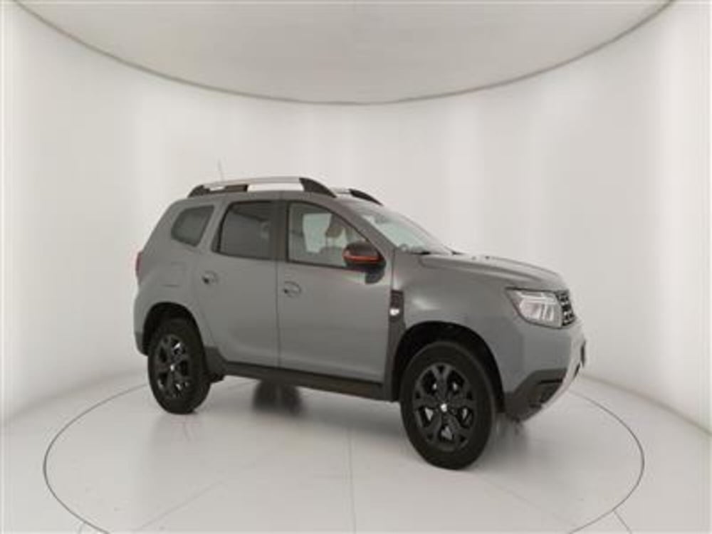 Dacia Duster usata a Bari (10)