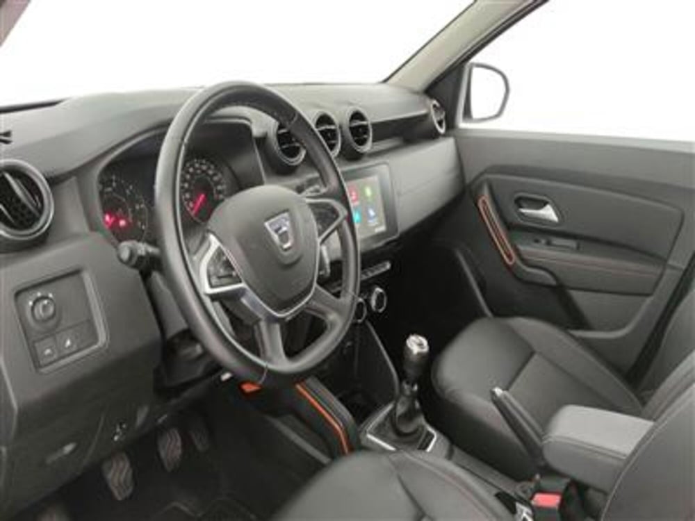 Dacia Duster usata a Bari (14)