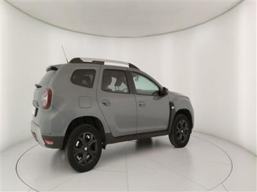 Dacia Duster usata a Bari (8)