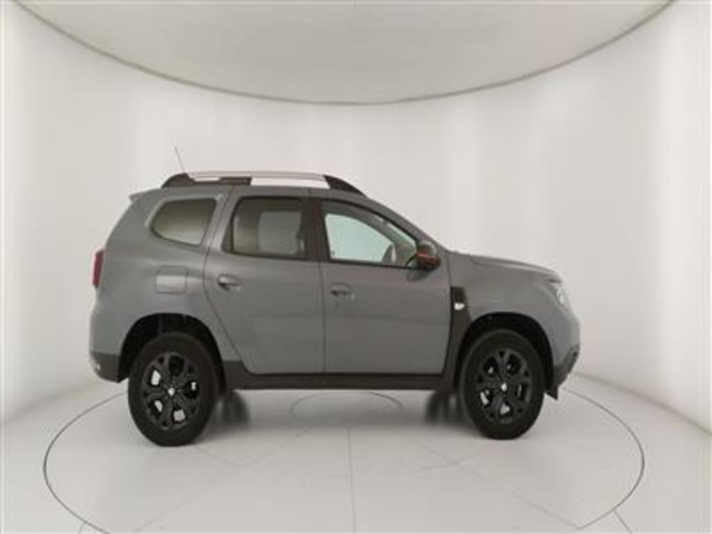 Dacia Duster usata a Bari (9)