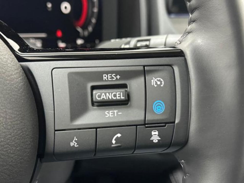 Nissan X-Trail usata a Como (11)