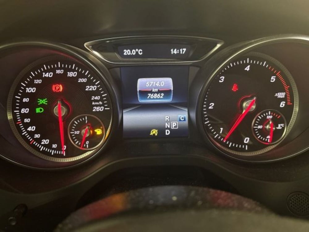 Mercedes-Benz GLA SUV usata a Bologna (13)