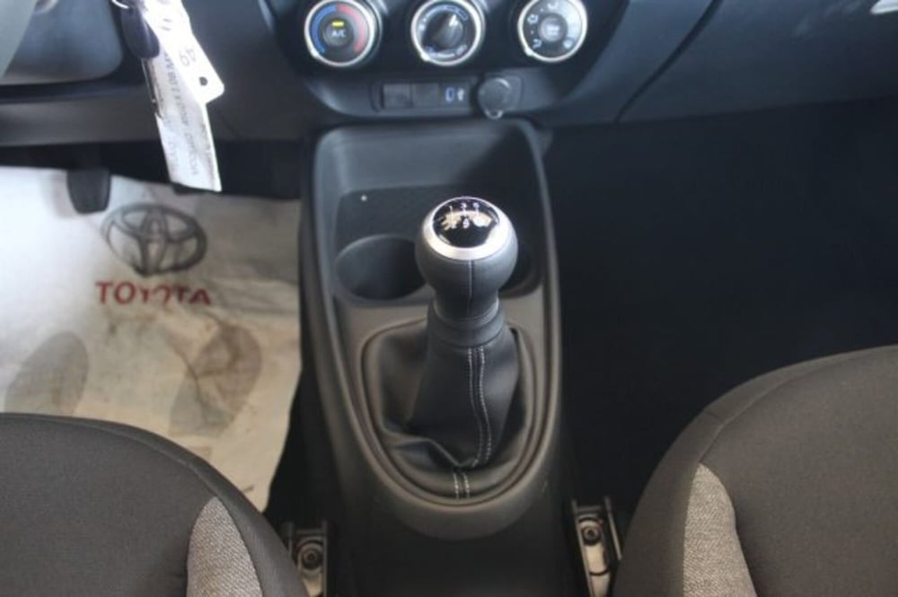 Toyota Aygo X usata a Roma (15)