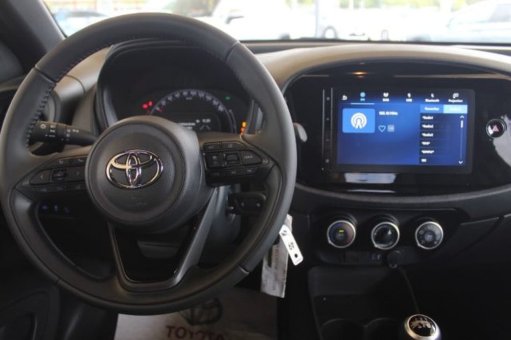 Toyota Aygo X usata a Roma (13)
