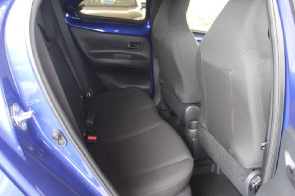 Toyota Aygo X usata a Roma (11)