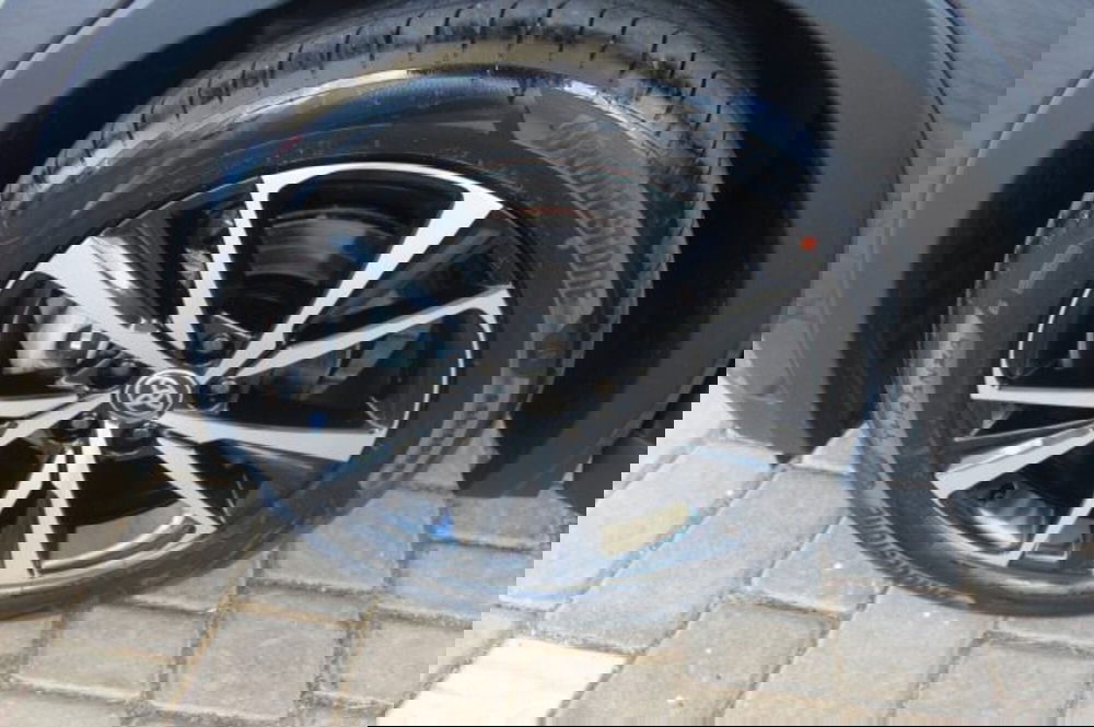 Toyota Toyota C-HR usata a Roma (16)