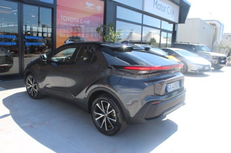 Toyota Toyota C-HR usata a Roma (5)