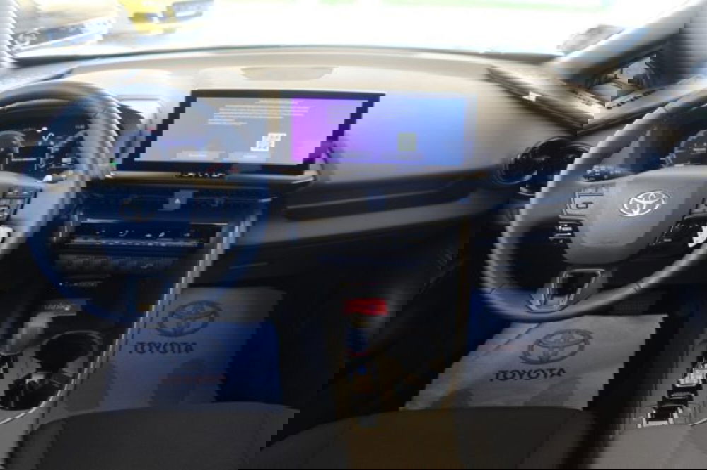 Toyota Toyota C-HR usata a Roma (10)