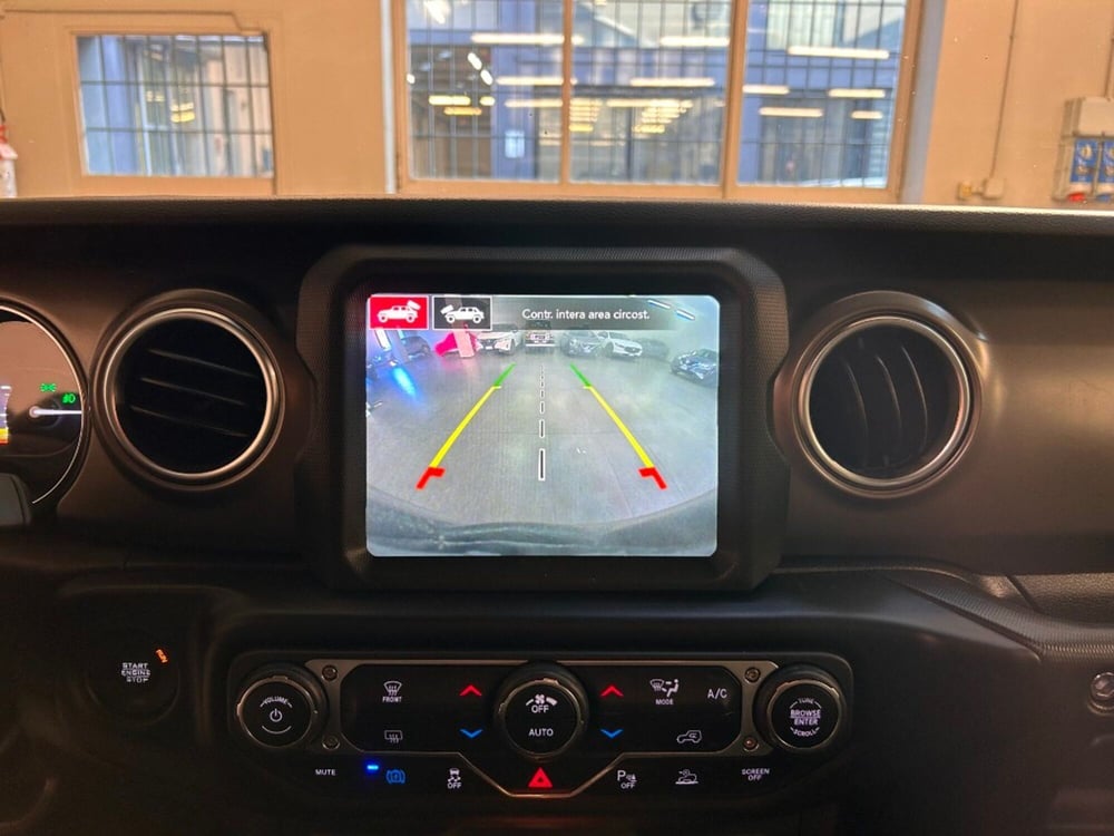 Jeep Wrangler Unlimited usata a Verona (15)