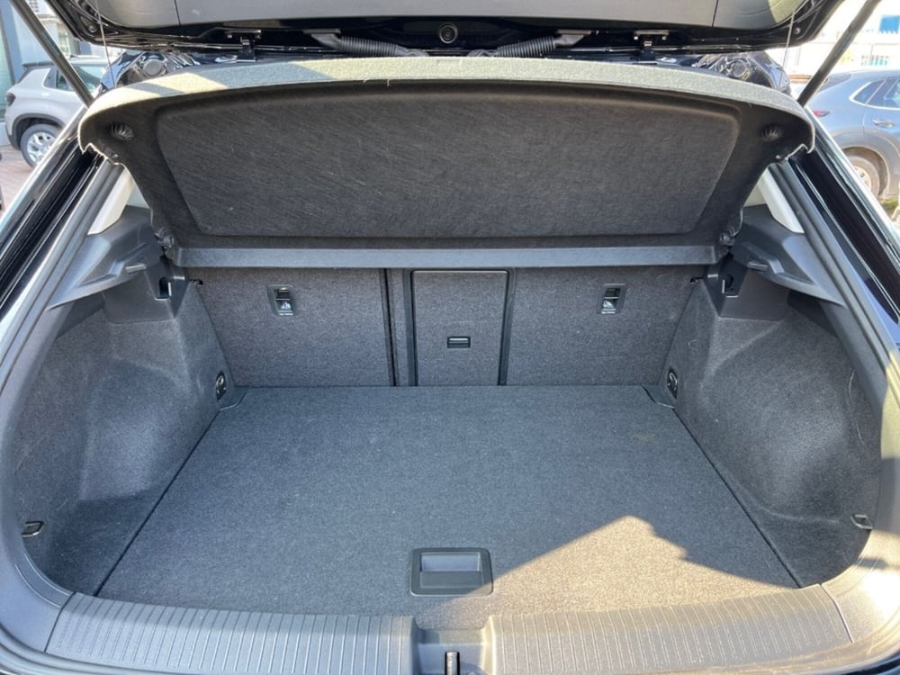 Volkswagen T-Roc usata a Verona (10)