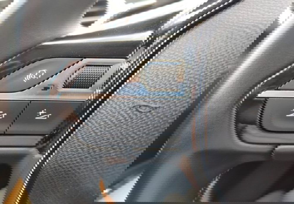 Peugeot 5008 usata a Oristano (13)