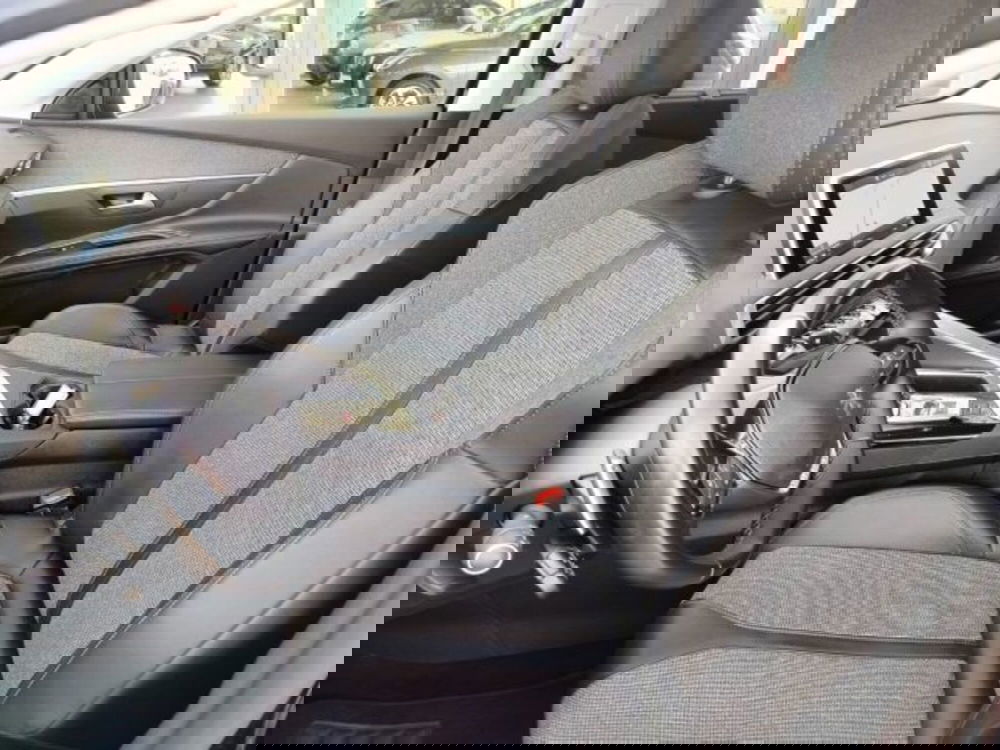 Peugeot 5008 usata a Oristano (15)