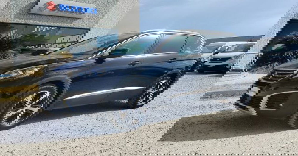 Peugeot 5008 usata a Oristano (8)