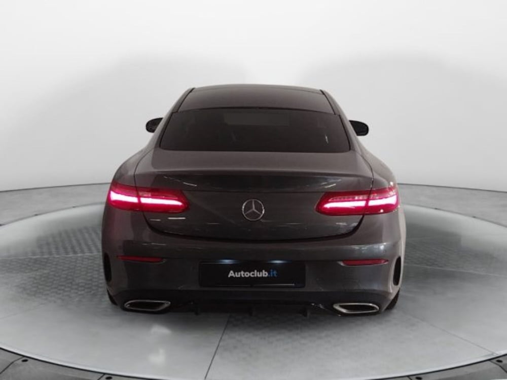 Mercedes-Benz Classe E Coupé usata a Modena (18)