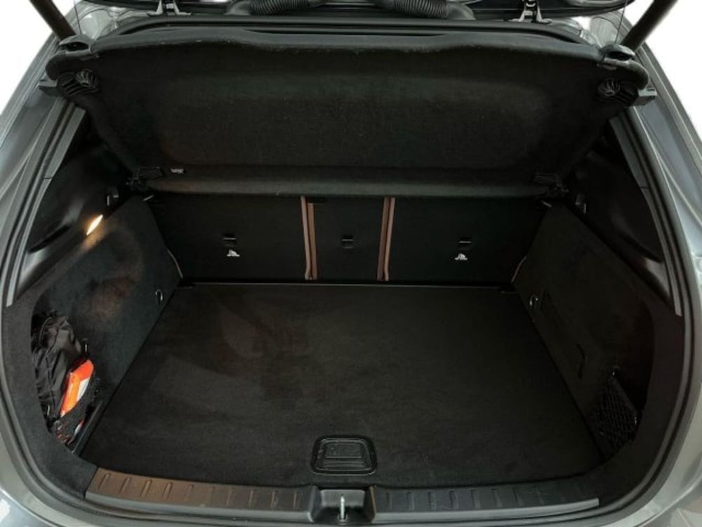 Mercedes-Benz GLA SUV usata a Verona (13)