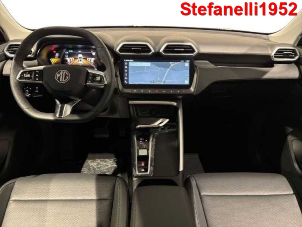 Mg ZS EV nuova a Bologna (13)