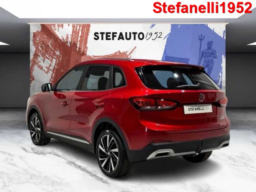 Mg ZS EV nuova a Bologna (5)