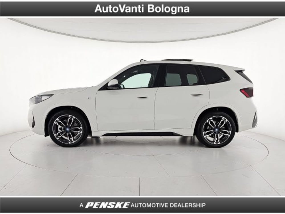 BMW iX1 usata a Bologna (3)
