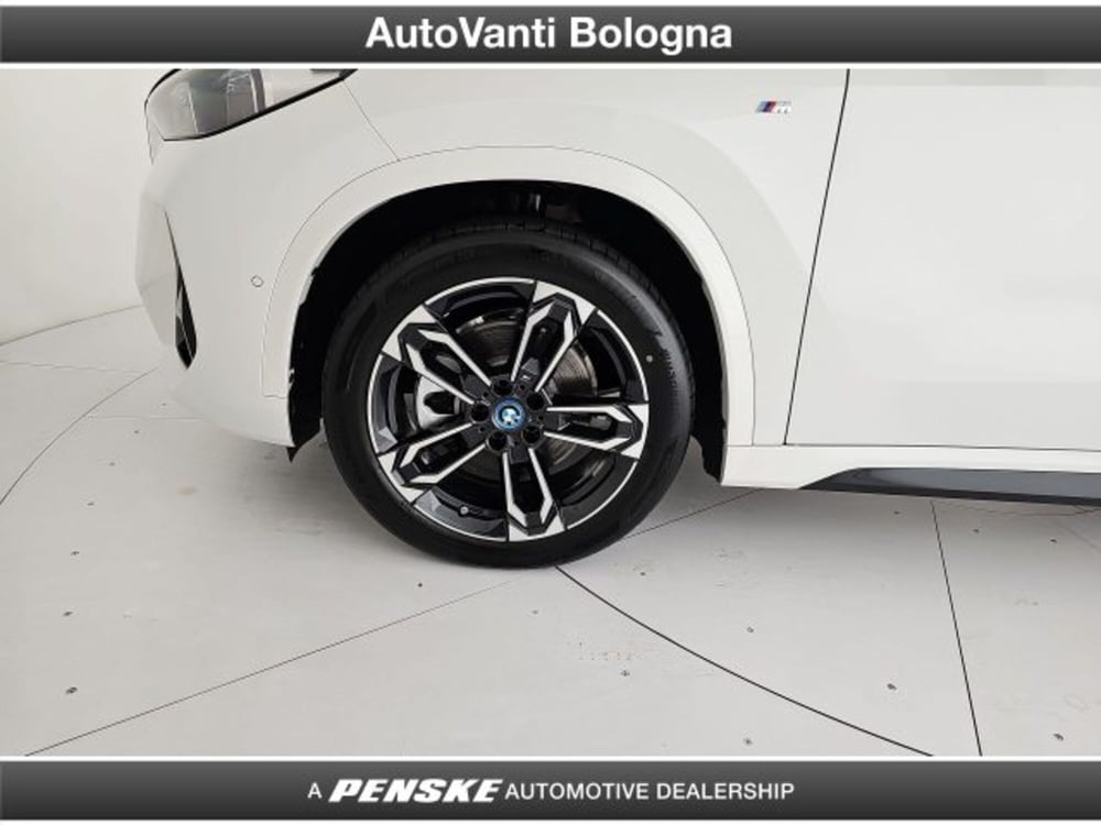 BMW iX1 usata a Bologna (9)