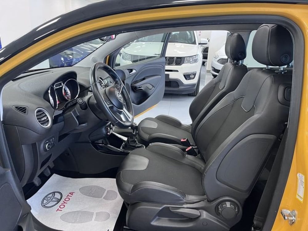 Opel Adam usata a Prato (8)