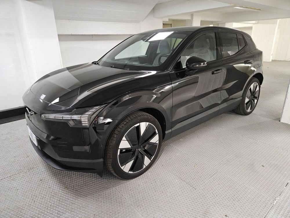 Volvo EX30 nuova a Napoli