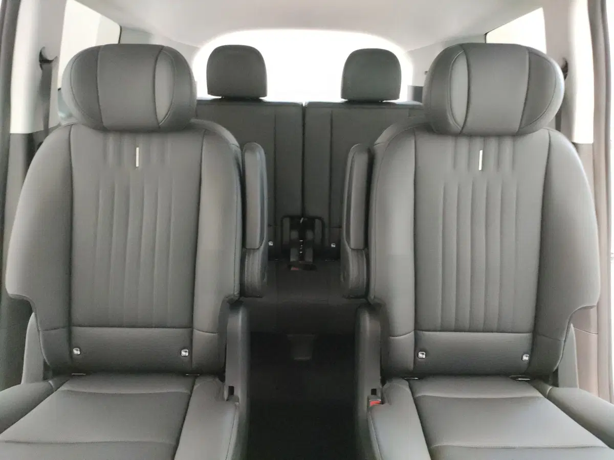 Hyundai Ioniq 9 nuova a L'Aquila (13)