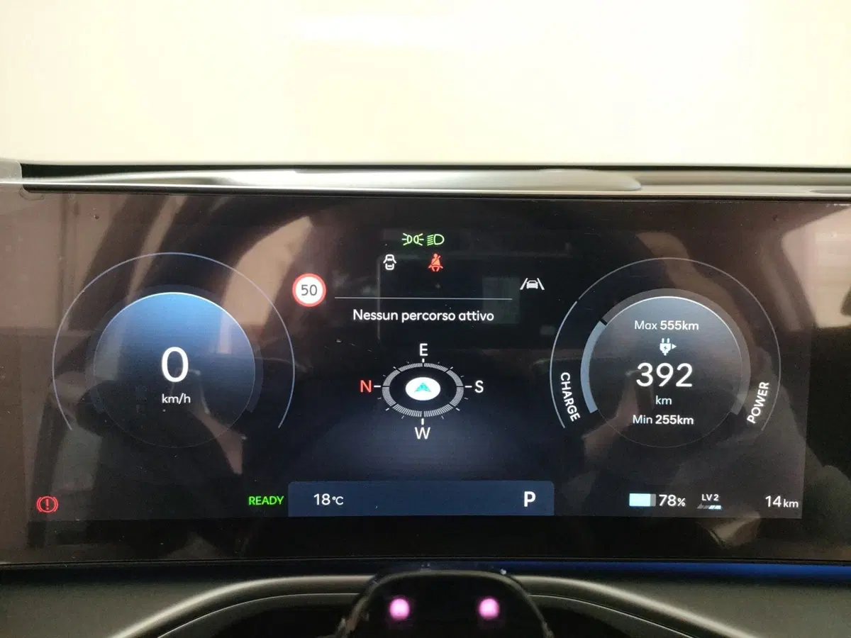 Hyundai Ioniq 9 nuova a L'Aquila (19)