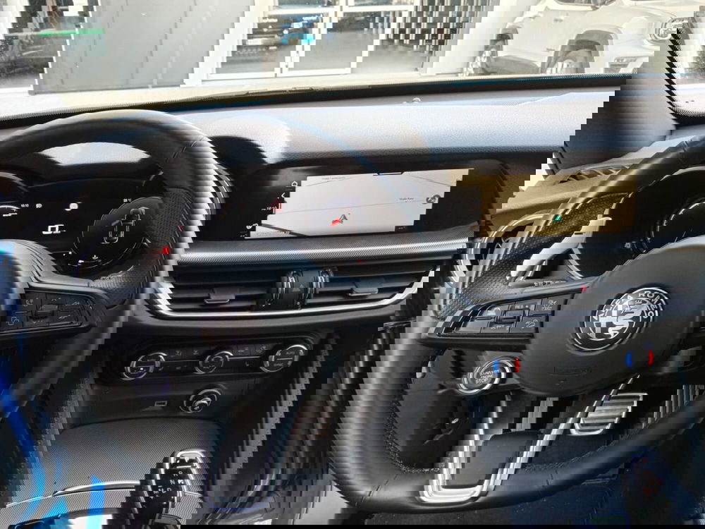 Alfa Romeo Stelvio usata a Alessandria (15)