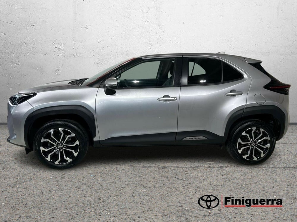 Toyota Yaris Cross usata a Lecco (7)