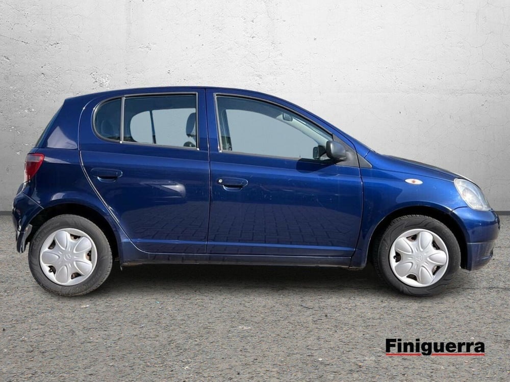 Toyota Yaris usata a Sondrio (4)