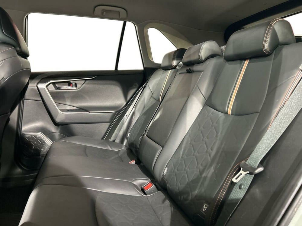 Toyota Rav4 usata a Lecco (12)
