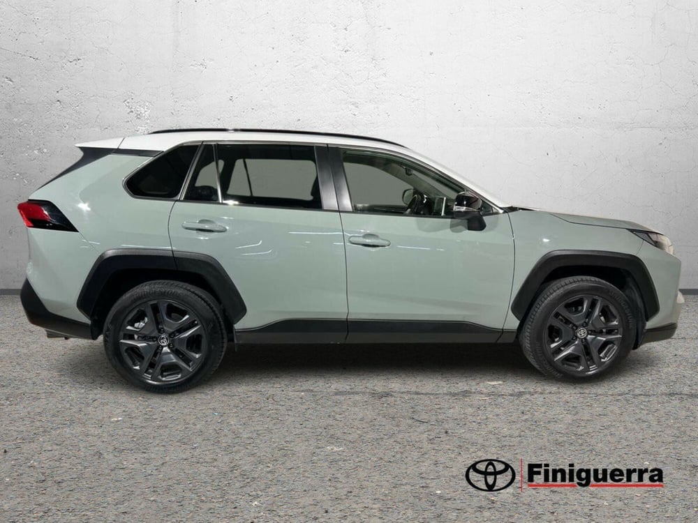 Toyota Rav4 usata a Lecco (6)
