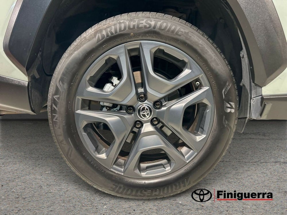 Toyota Rav4 usata a Lecco (8)