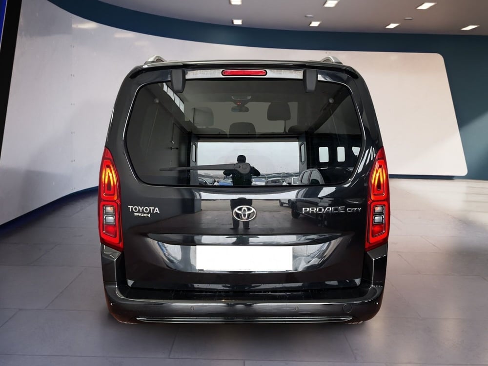 Toyota Proace City Verso usata a Torino (5)