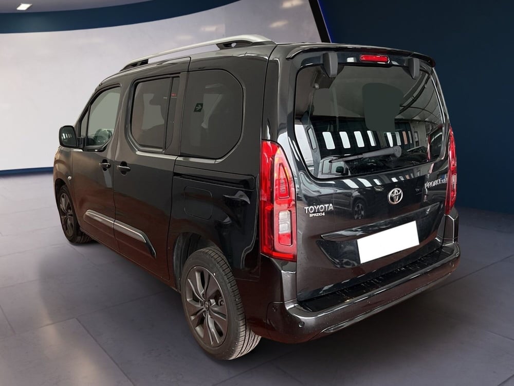 Toyota Proace City Verso usata a Torino (6)