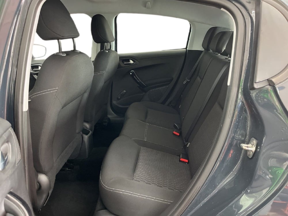 Peugeot 208 usata a Torino (9)