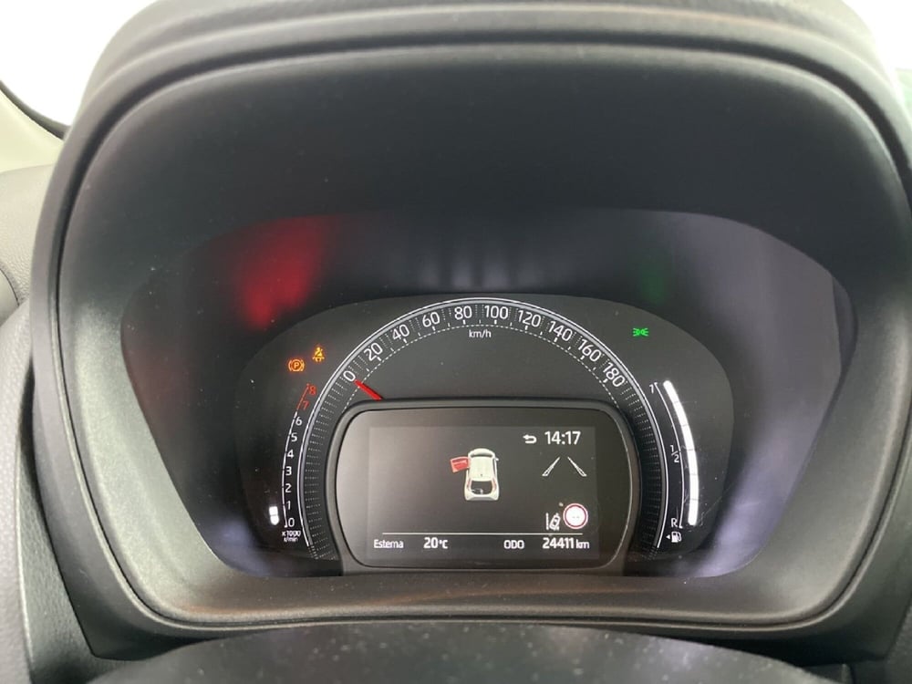 Toyota Aygo X usata a Torino (11)