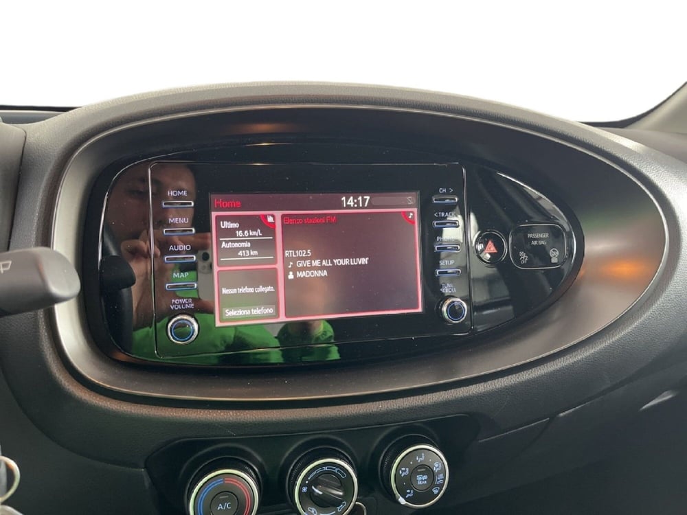 Toyota Aygo X usata a Torino (12)