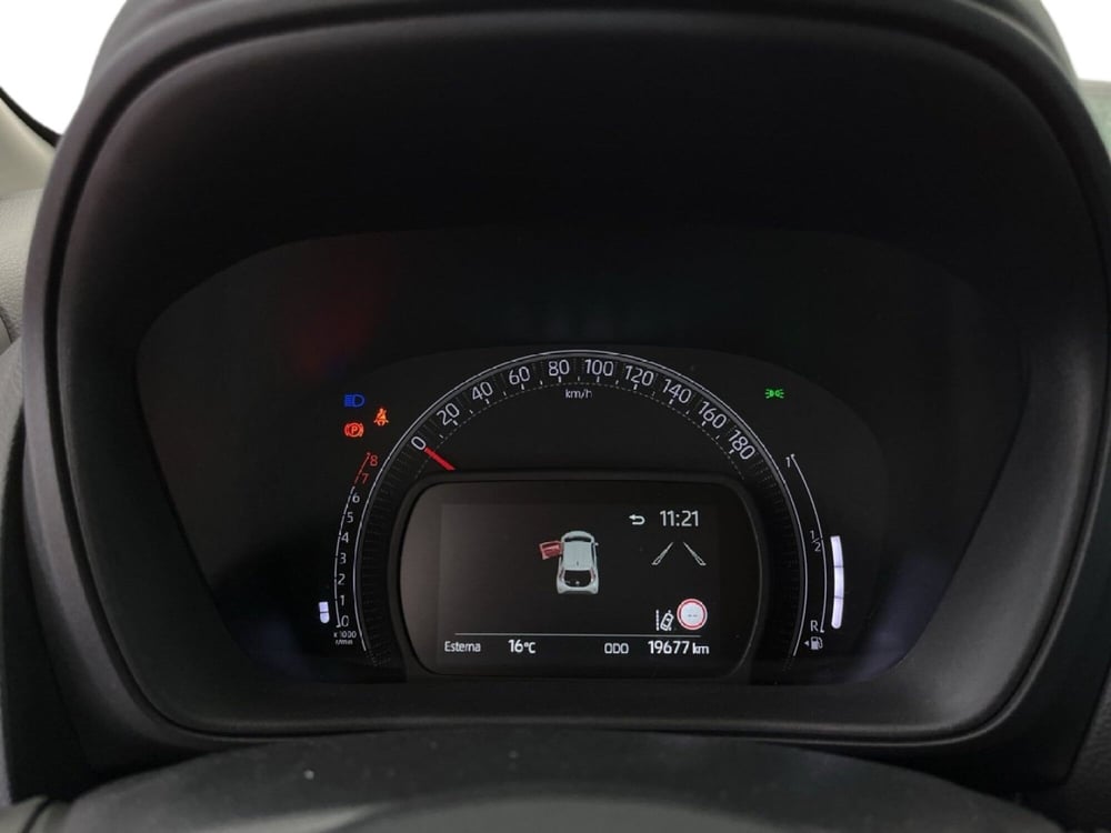 Toyota Aygo X usata a Torino (14)