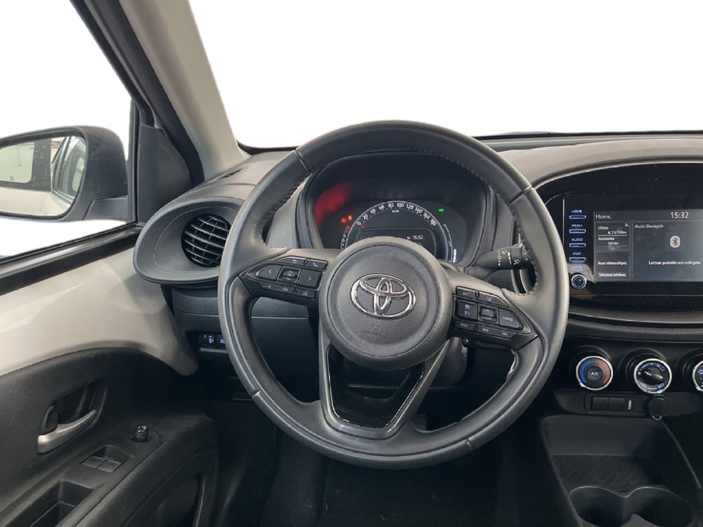 Toyota Aygo X usata a Torino (11)
