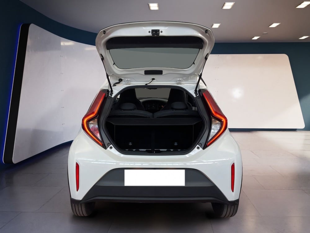 Toyota Aygo X usata a Torino (7)