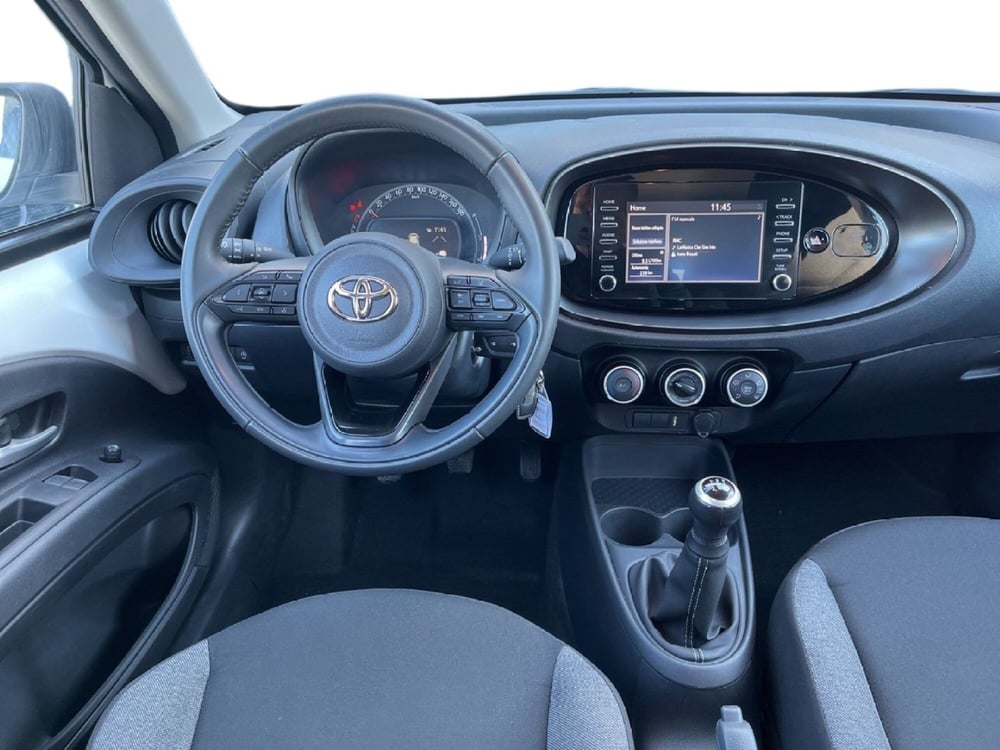 Toyota Aygo X usata a Torino (11)