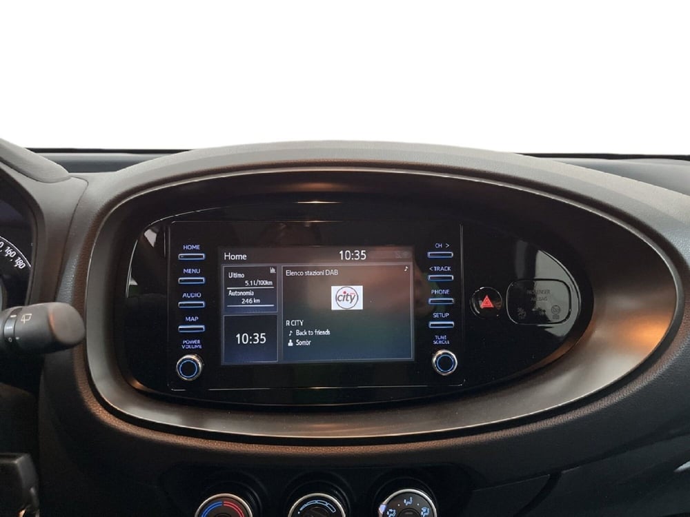 Toyota Aygo X usata a Torino (12)