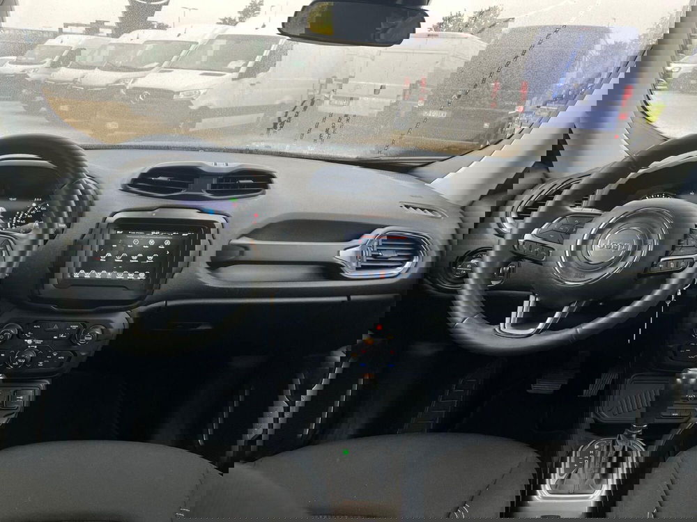 Jeep Renegade usata a Milano (15)