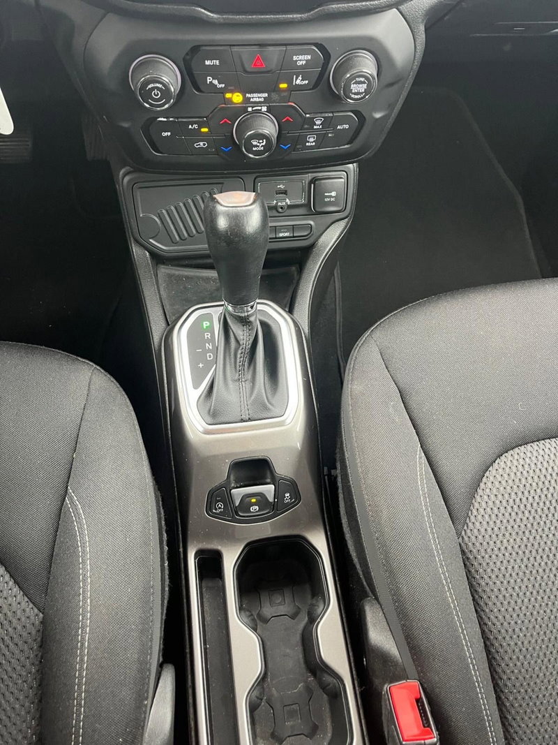 Jeep Renegade usata a Milano (17)