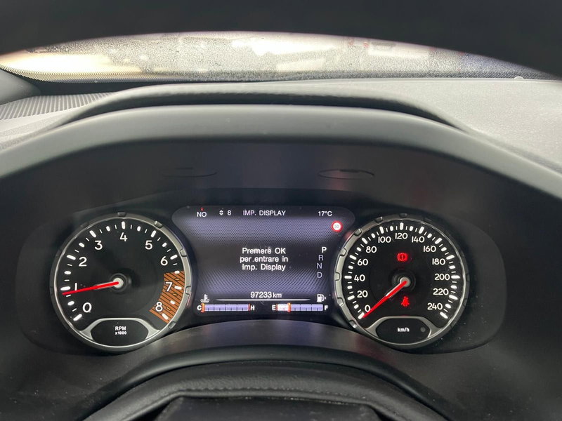 Jeep Renegade usata a Milano (18)