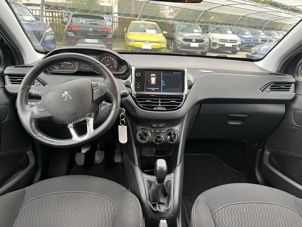 Peugeot 208 usata a Milano (15)