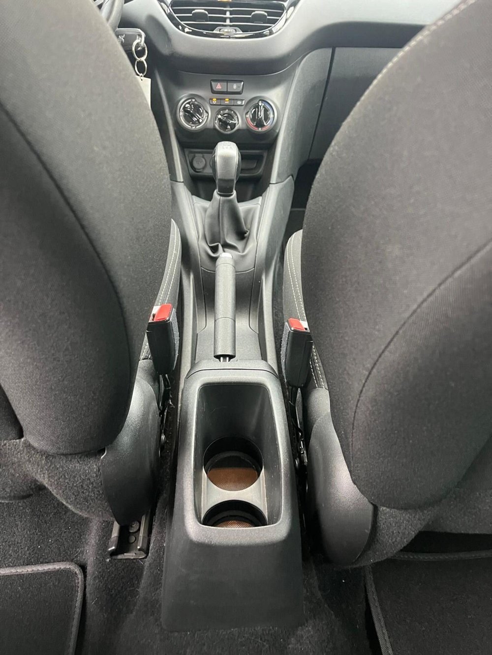 Peugeot 208 usata a Milano (18)